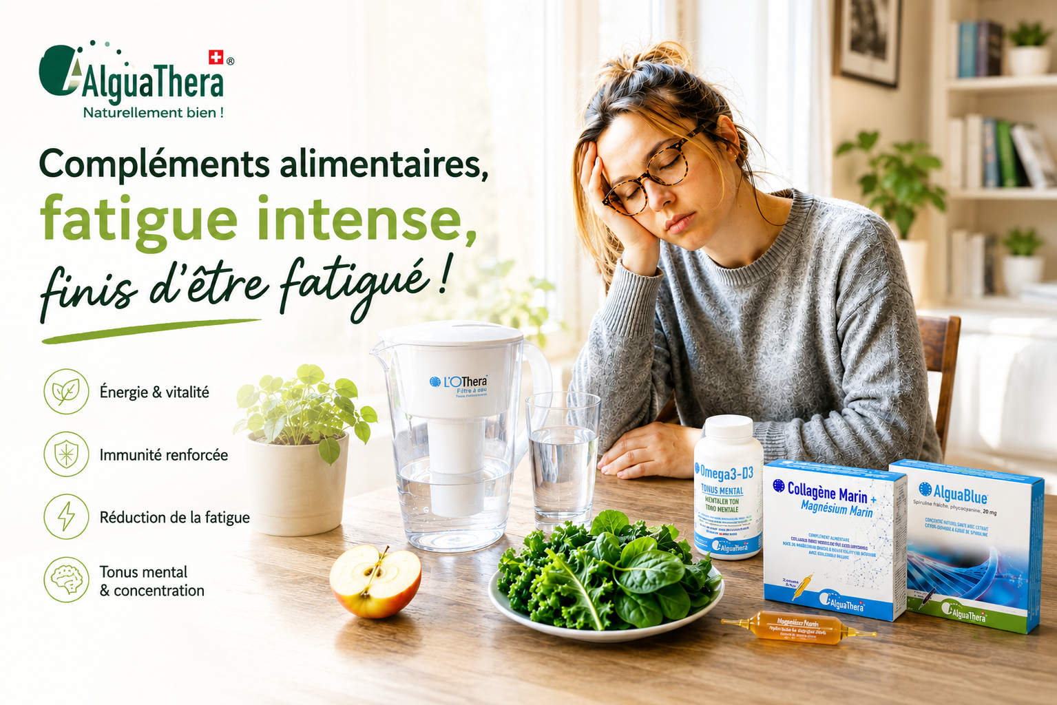 Femme souffrant de fatigue intense assise à une table avec des compléments alimentaires AlguaThera, de l'eau filtrée et des aliments riches en nutriments, illustrant les solutions naturelles pour retrouver énergie, vitalité et concentration.